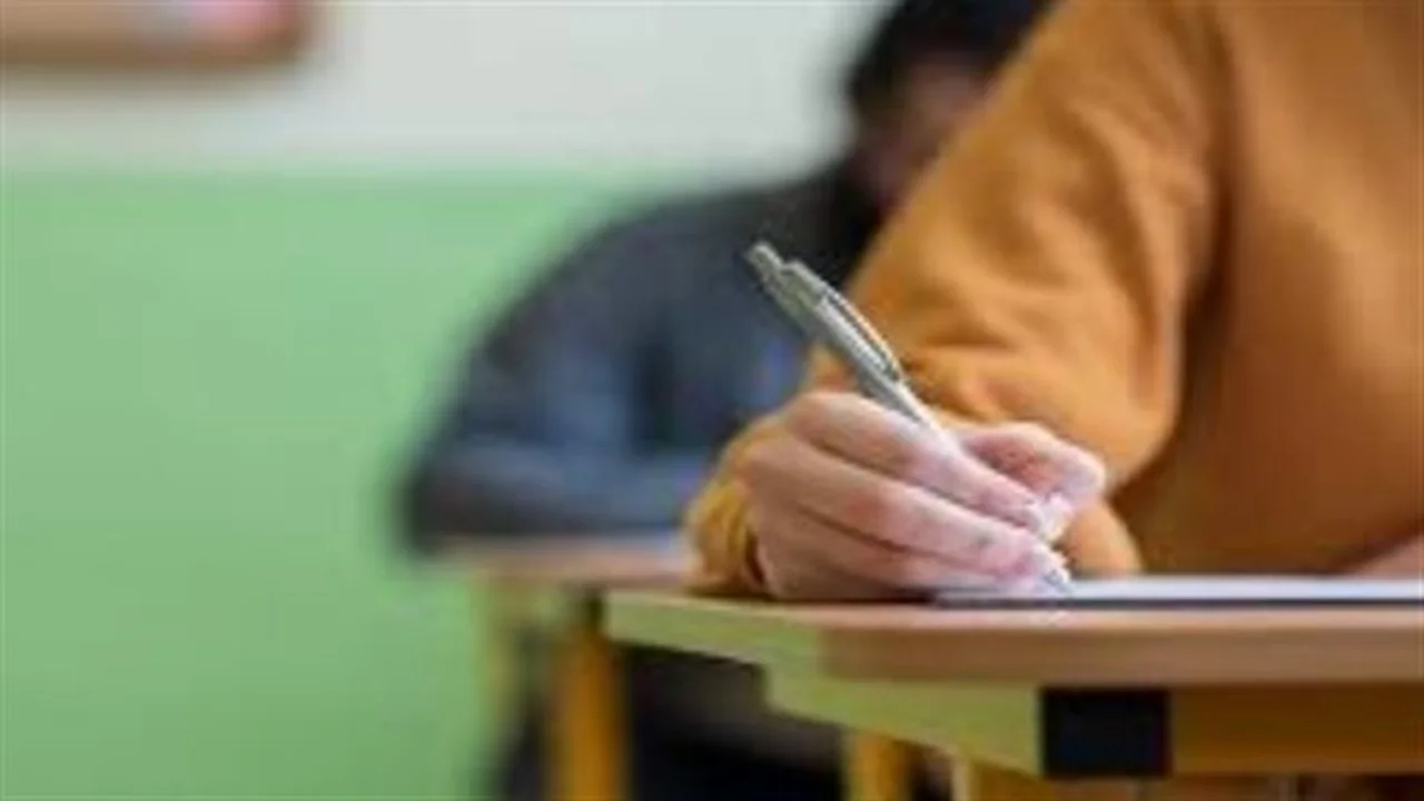 صافرة البداية.. امتحانات الثانوية العامة 2026 تنطلق الأحد المقبل